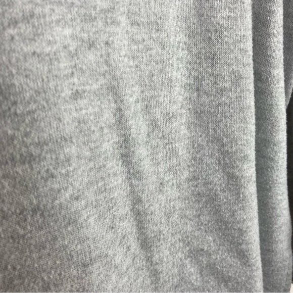 Lucky Brand S Small Basic Turtle Neck Top Gray Lightweight Stretch High Low Hem - Picture 8 of 8